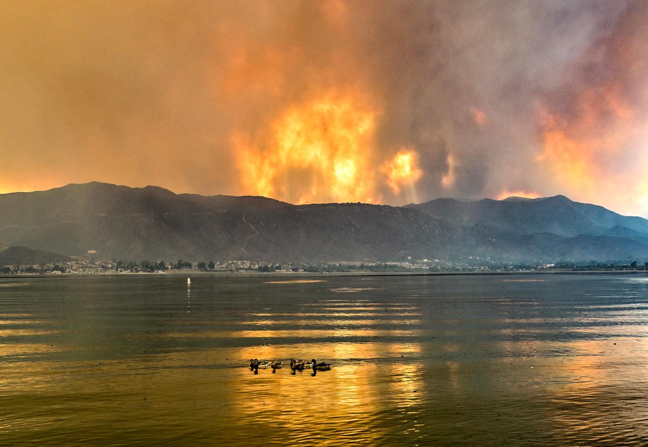 Orange County Fire Today: Authorities Issue Evacuation Orders as Wildfire Spreads Rapidly Through Foothill Communities