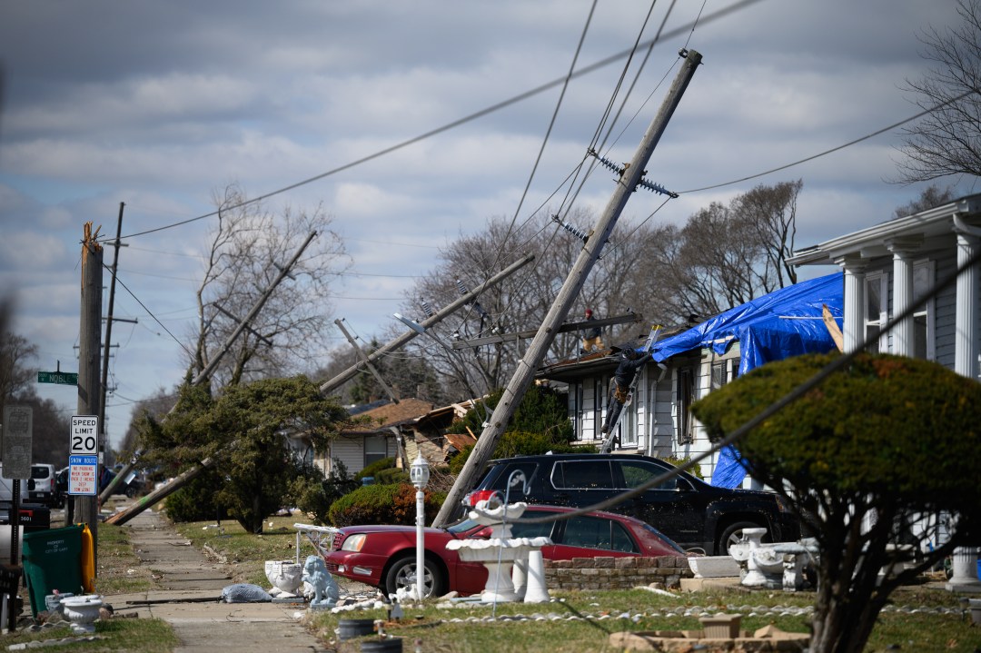 Highland Indiana Tornado Today: NWS Issues Warning for Lake County